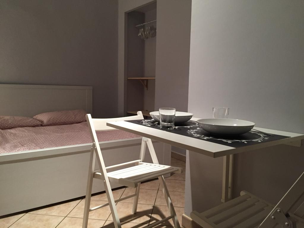 Monolocale Torino Apartment Bagian luar foto